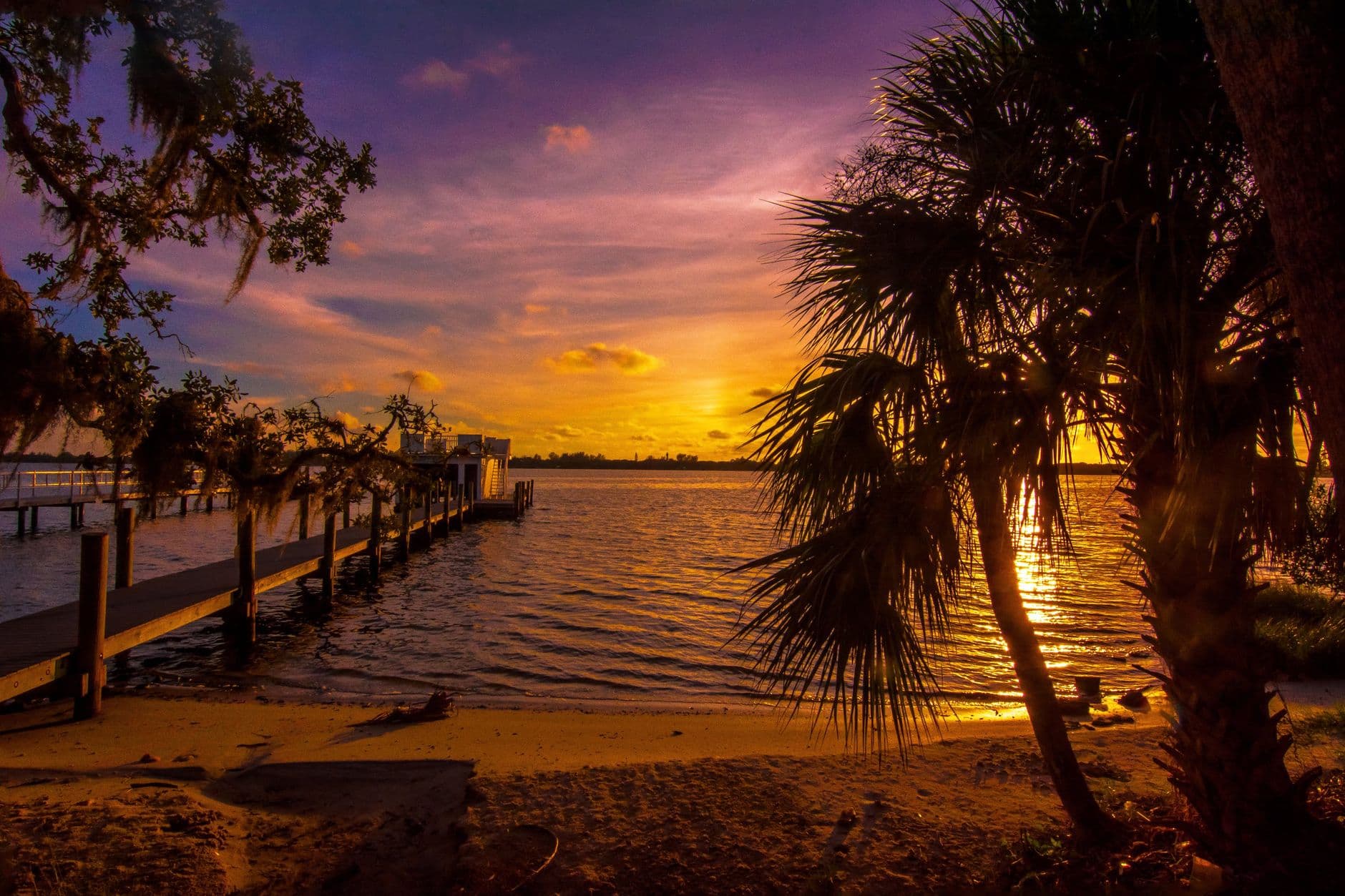 Gibsonton scenery